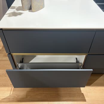 Kuchyně Easytouch vč. spotřebičů 2