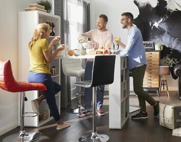 Barové pulty do kuchyně vyřeší problém s místem