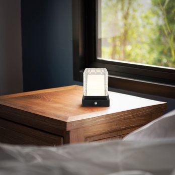 Stolní lampa LUNKI I černá 1