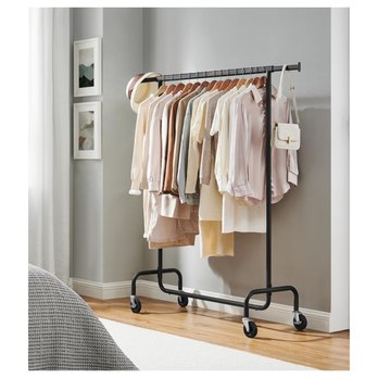 Stojan na šaty MATTE černá 1