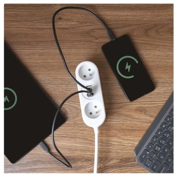 Prodlužovací kabel P0212U bílá, 2 zásuvky, 2xUSB, 1xUSB-C, délka 2 m 1