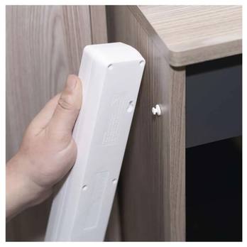Prodlužovací kabel s vypínačem P1312CU bílá, 3 zásuvky, 1x USB-A, 1x USB-C, délka 2 m 2