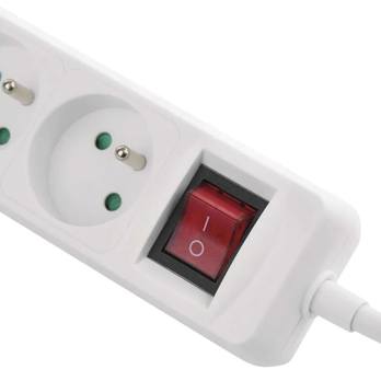 Prodlužovací kabel s vypínačem P1513CU bílá, 5 zásuvek, 2 USB porty, délka 3 m 4