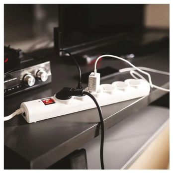 Přepěťová ochrana P54016/19 bílá, 6 zásuvek, délka 3 m, absorpce 380 J 1