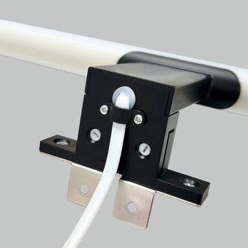 Koupelnové nástěnné LED svítidlo QTEC 3 černá, šířka 30 cm 2