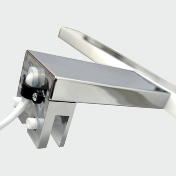 Koupelnové nástěnné LED svítidlo QTEC 4 chrom, šířka 30 cm 2