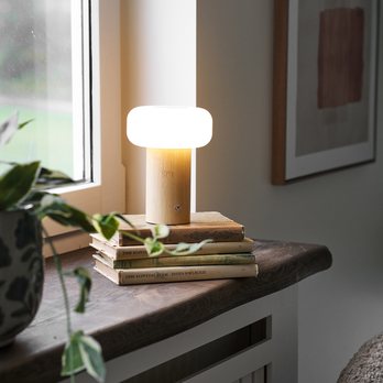 Stolní lampa STOFFURD přírodní/bílá 1
