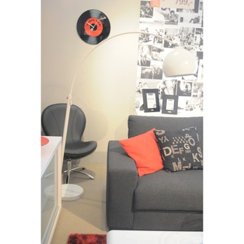 Nástěnné hodiny VINYL TAP černá 6