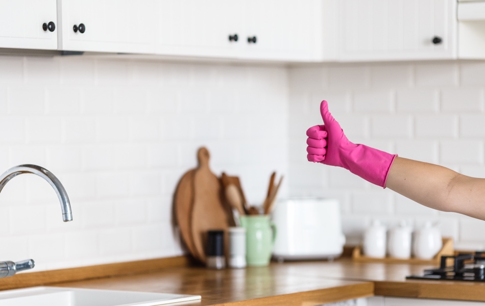 Častý problém: mastnota v kuchyni. Jak se jí zbavit?