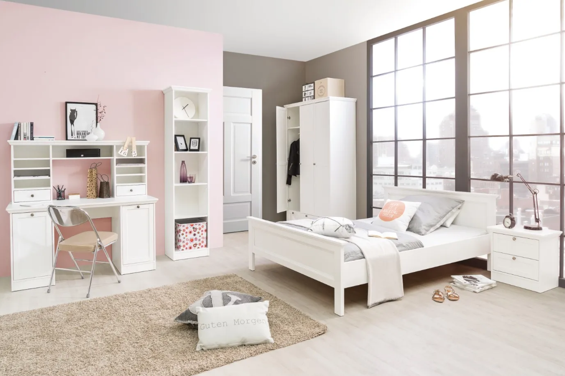 Izba pre teenagera biely nábytok